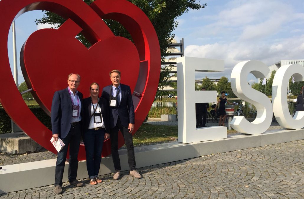 Dr. med. Reinhard Jochheim, Sarah Jochheim und Dr. med. David Jochheim auf dem Kardiologenkongress der European Society of Cardiology.